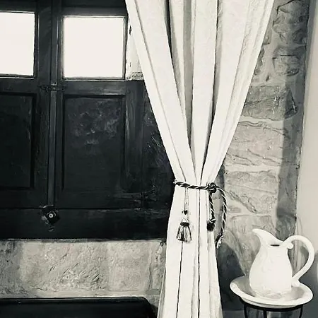 La De Barro Hotel Infiesto