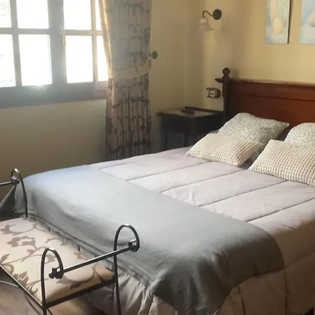 Hotel La De Barro Infiesto