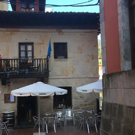 La De Barro Hotel Infiesto