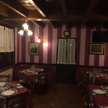 Hotel La De Barro 2*