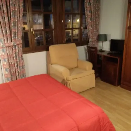 La De Barro Hotel 2*