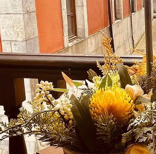 La De Barro Hotel 2*